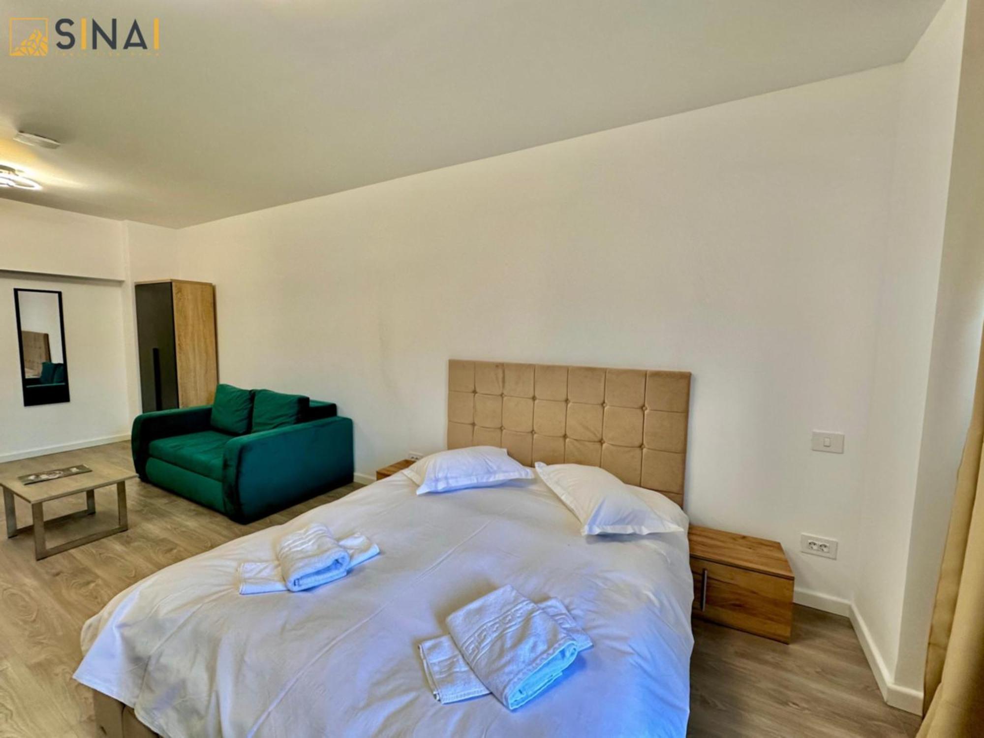 Sinai Aph Apartments Синая Екстериор снимка